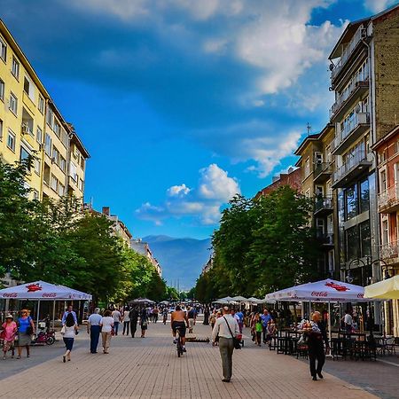 10 Seconds Away From The Main Street, Free Secured Parking Leilighet Sofia Eksteriør bilde